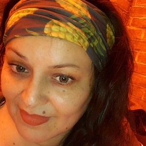 Meet your Posher, Mayra